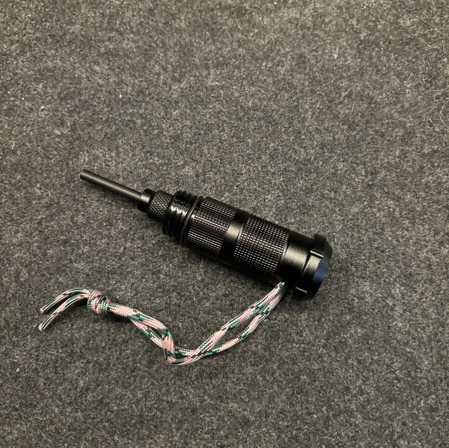 Multifunktions spade, yxa